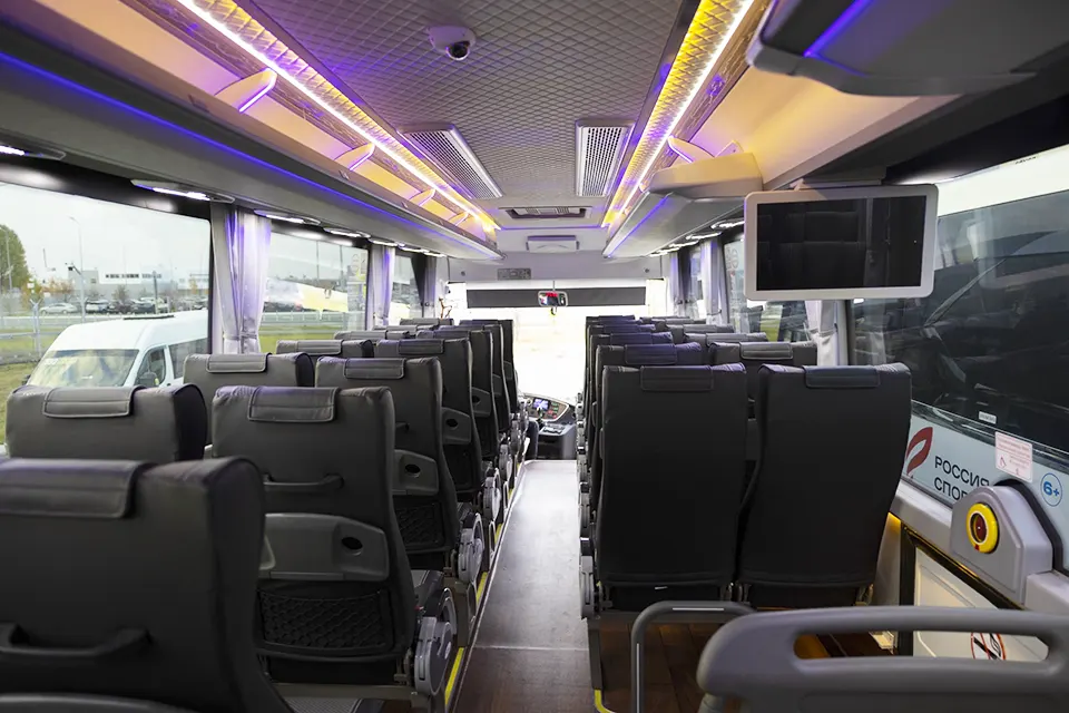 слон автобуса до аэропорта