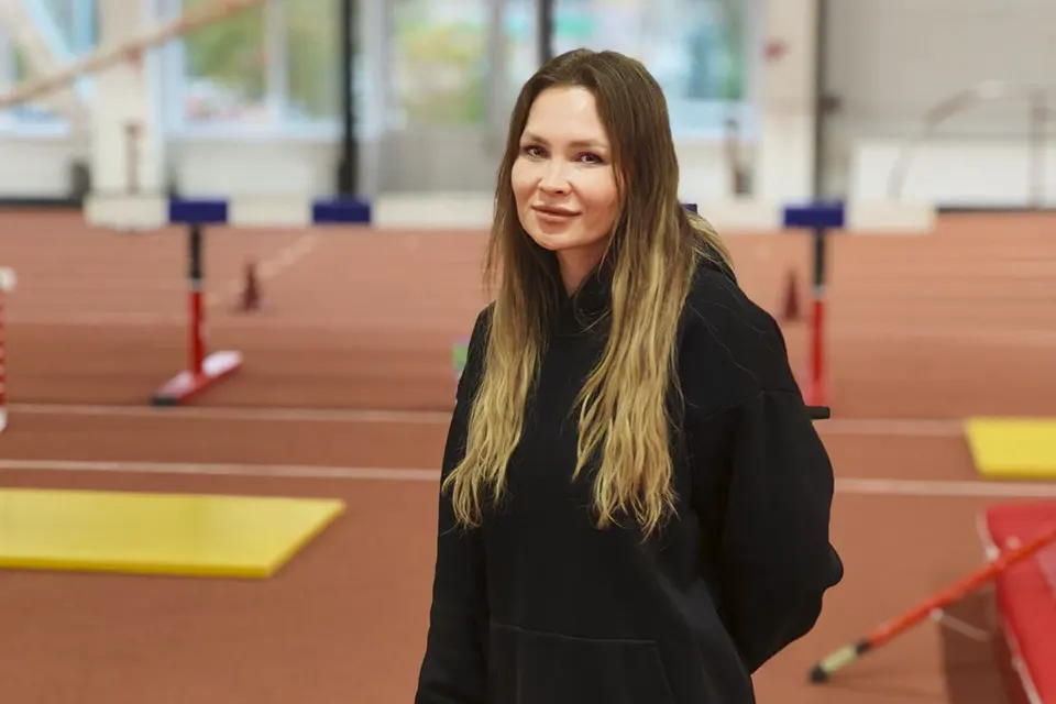 тренер по прыжкам с шестом