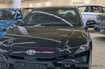 новый автомобиль тайота