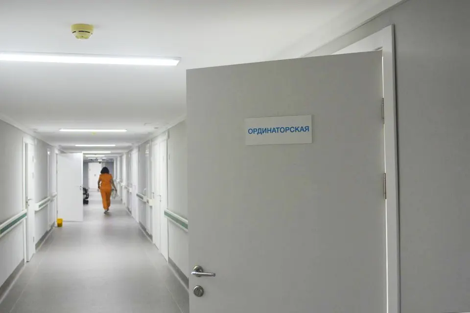 больница 5 неврологическое отделение коридор ординаторская коридор неврологического отделения ТГКБ 5