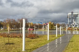 сквер 50-летия АВТОВАЗа осенью