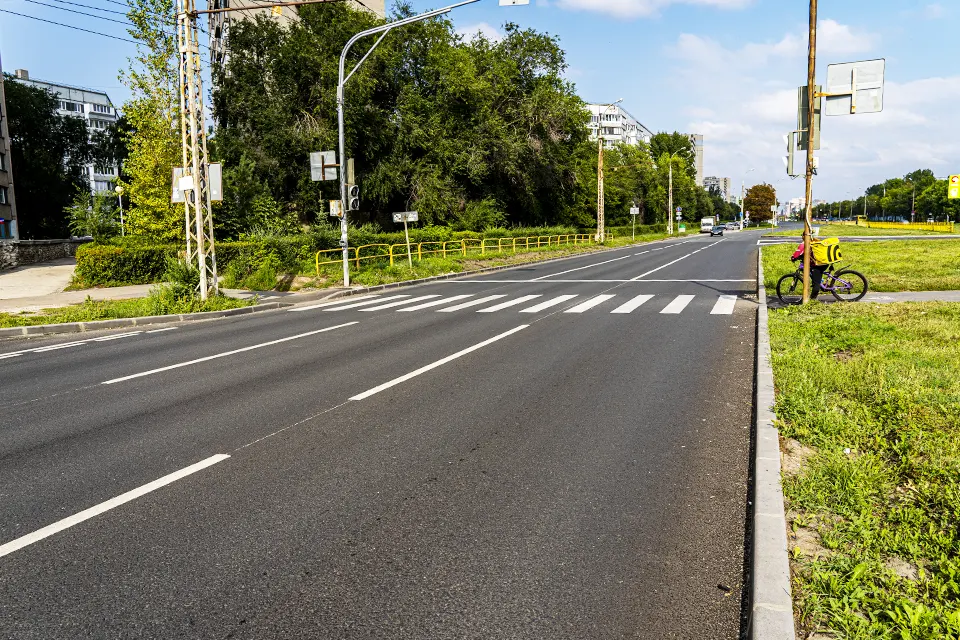 улица дорога разметка асфальт новый асфальт на дороге