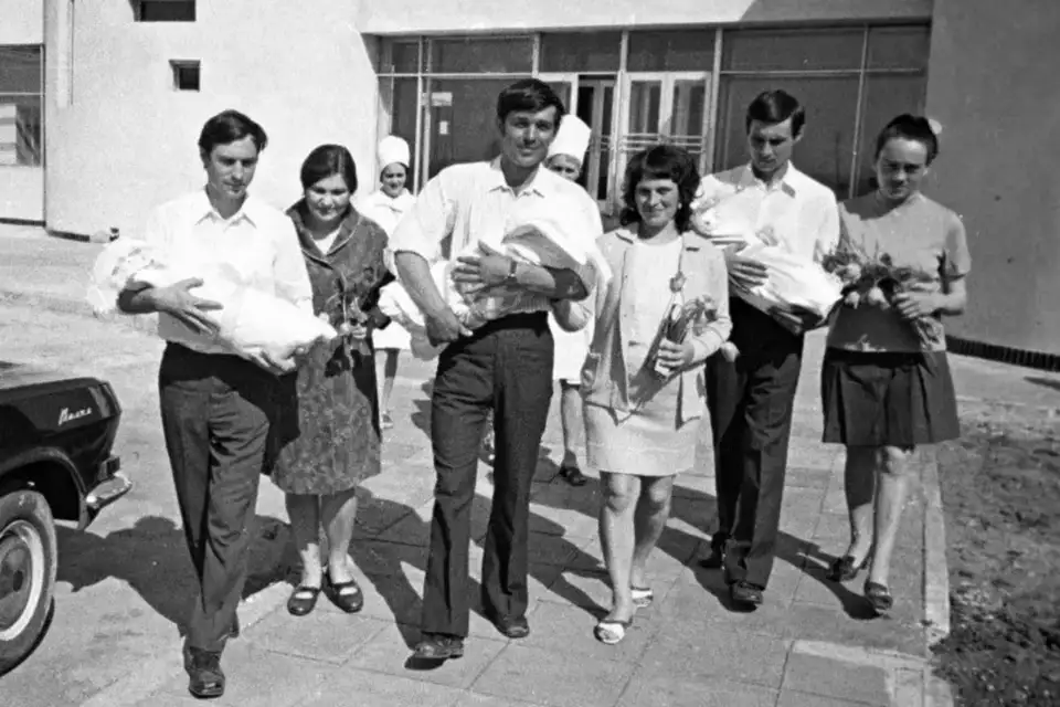 выписка из родильного дома