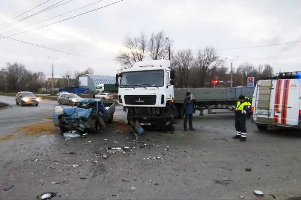 ДТП 10 декабря 2025 года на улице Транспортной