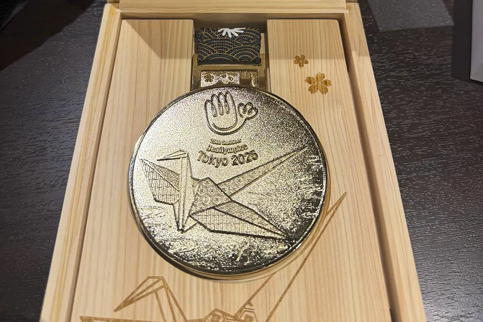 медаль золотая сурдолимпийские игры токио 2025 золотая медаль Токио 2025