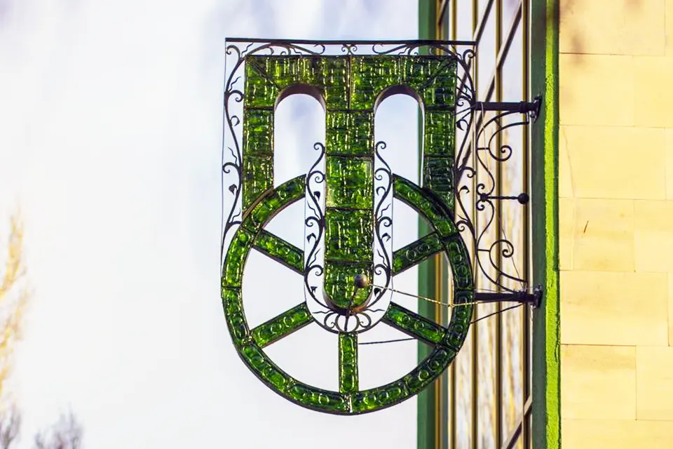 логотип театра Колесо