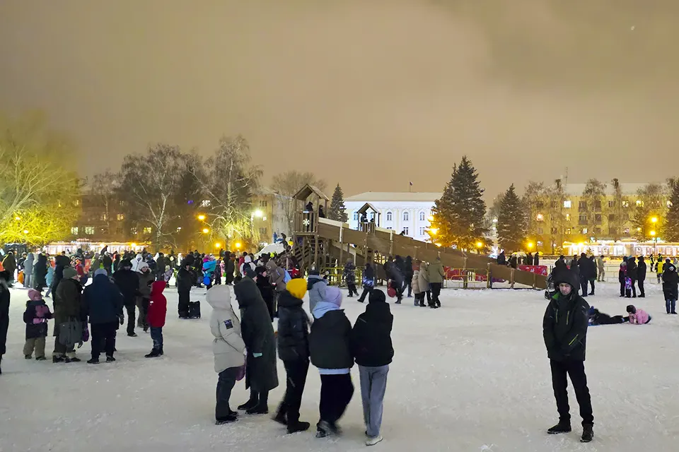 горки на Центральной площади