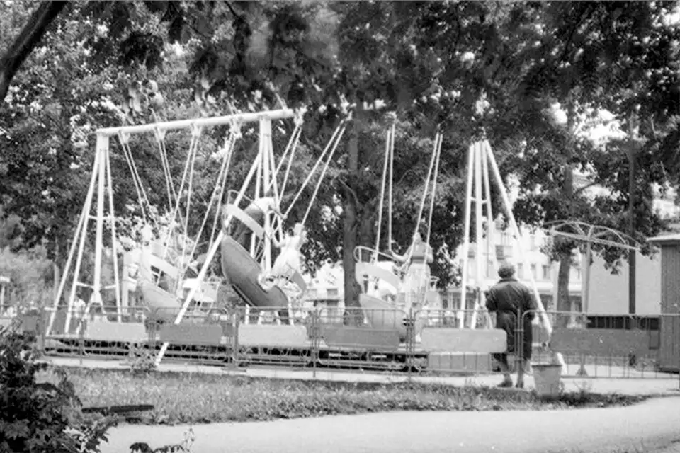 аттракцион лодочки центральный парк лодочки старый парк