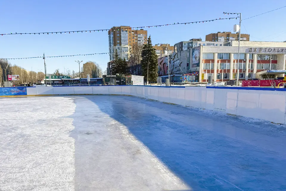 лед на катке