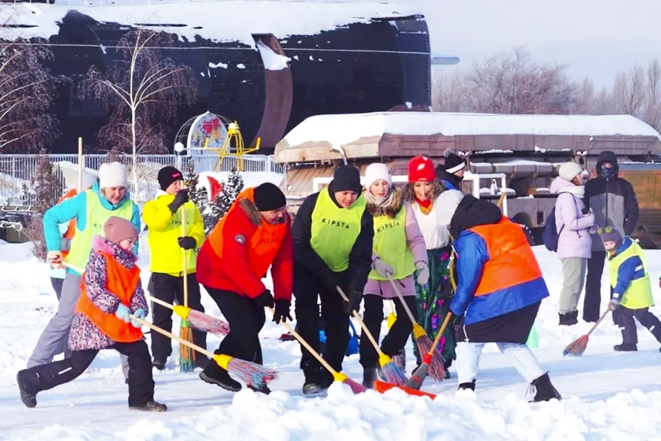парк сахарова хоккей метла баба яга хоккей на метлах