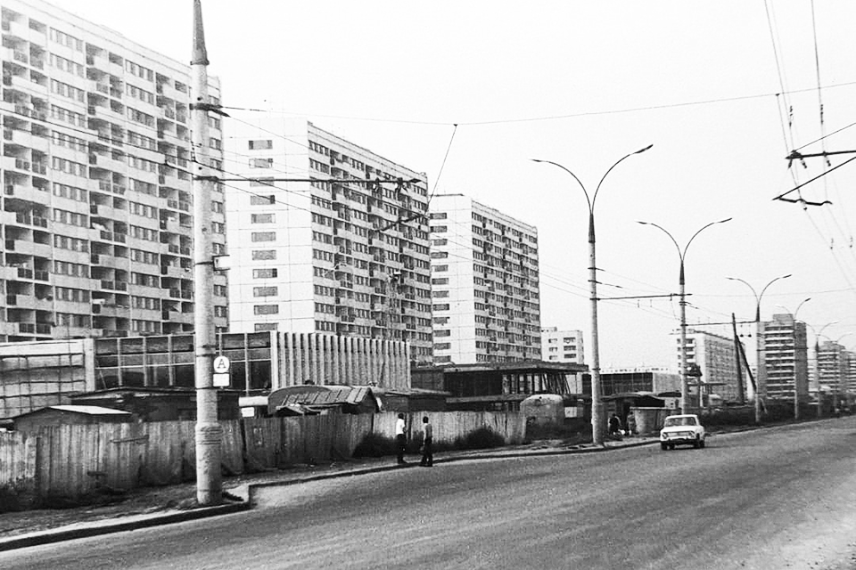 строительство торговых центров на улице Революционная