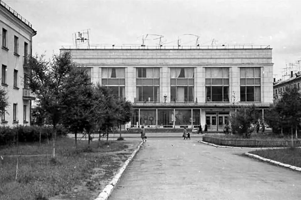 универмаг рубин фото с улицы Чуковского