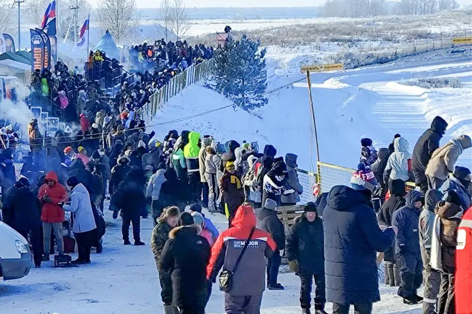зрители гонка чемпионов в сосновке