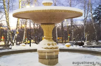 фонтан в Портпоселке зимой