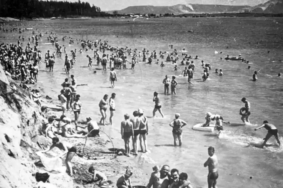 тольяттинцы на пляже