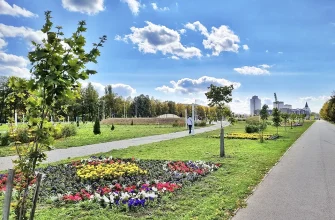 сквер 50-летия АВТОВАЗа летом