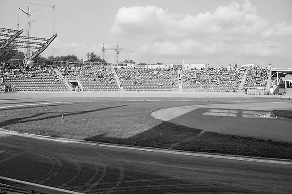 стадион строитель в 2007 году