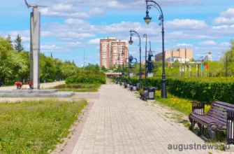 сквер 32 квартала весной