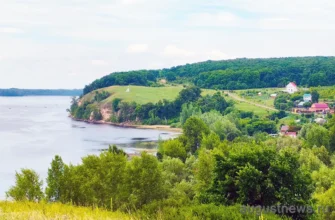 вид на Волгу в селе Ермаково