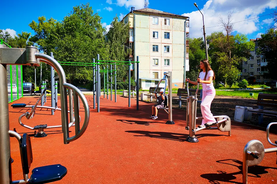 спортплощадка на Баныкина 6